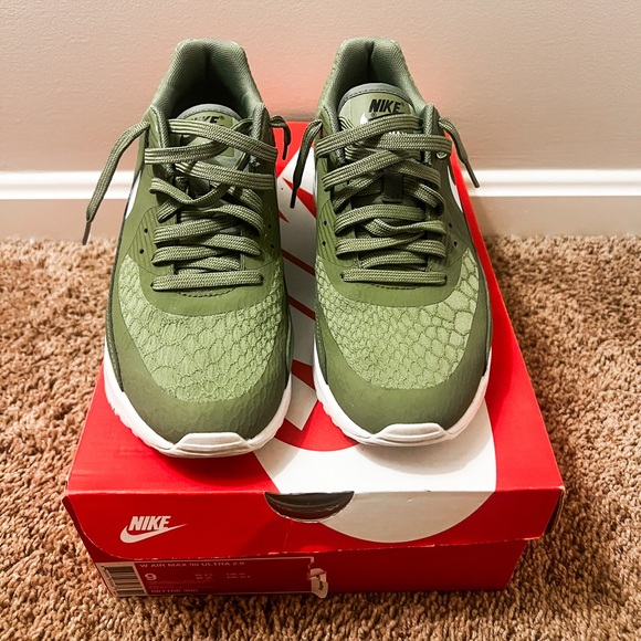 WOMENS NIKE AIR MAX 90 ULTRA 2.0 - Picture 3 of 3